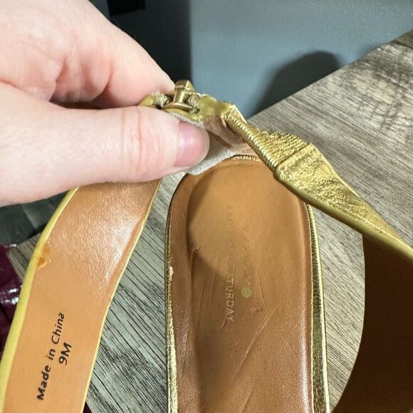 Kate Spade Saturday Women’s 9 Brand New Gold Strappy Sandals Metallic NWT New - Picture 3 of 13